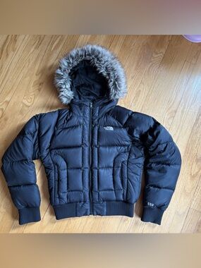 Vintage The North Face 550 Black Cropped Hooded Puffer with Faux Fur Trim